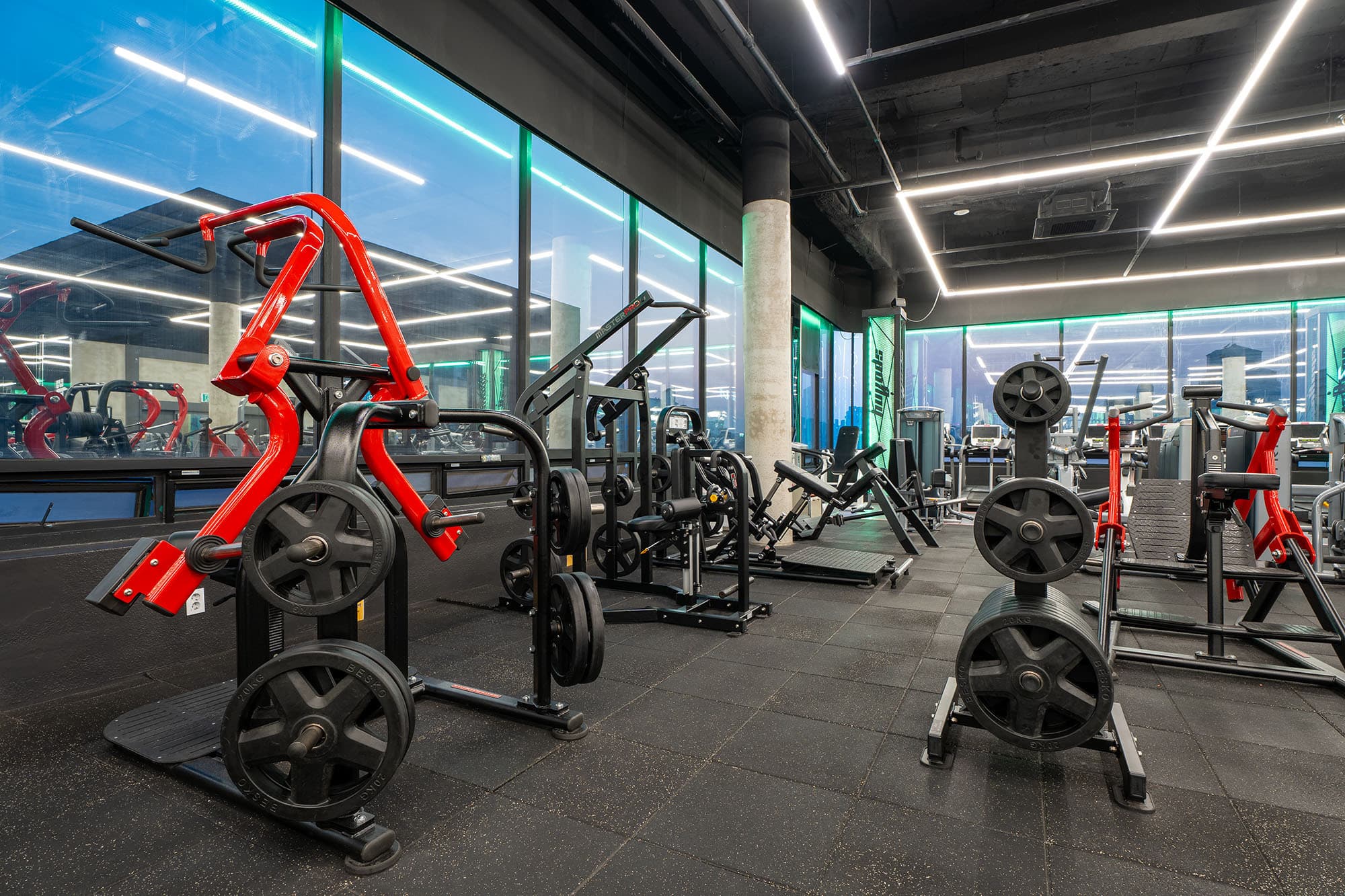 Photo by https://kr.object.ncloudstorage.com/fibud-storage/fibud/prod/origin/resume/410.jpg