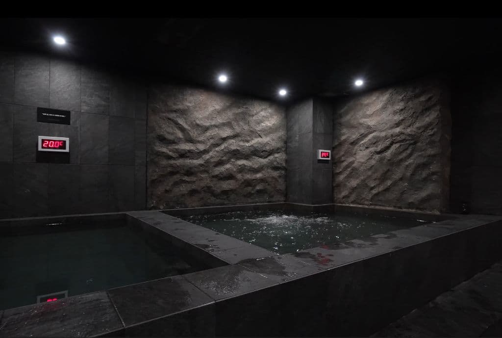 Photo by https://kr.object.ncloudstorage.com/fibud-storage/fibud/prod/origin/resume/442.jpg